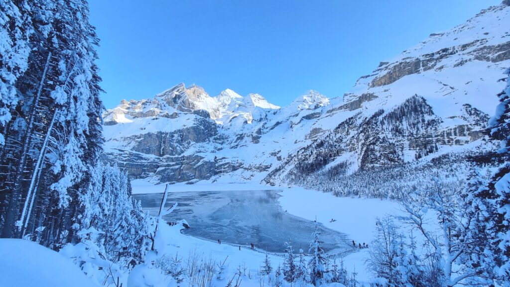 Lac d’Öschinensee en hiver